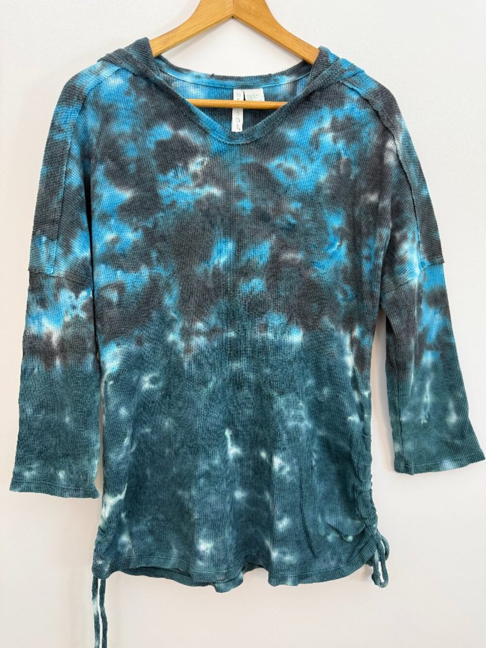 Brisas Top Womens Large Shirred Sides 3/4 Sleeve Hoodie Coverup Athleisure Cute